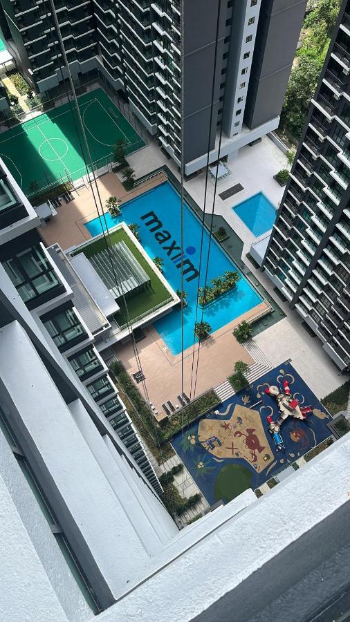 Maxim 2 Bedrooms Mrt Station Cheras Kuala Lumpur Homestay Dış mekan fotoğraf