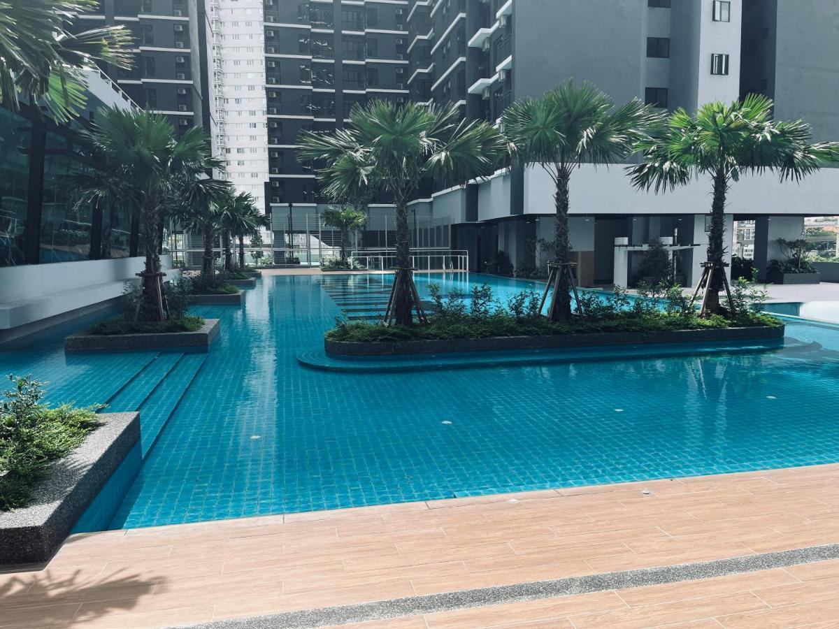 Maxim 2 Bedrooms Mrt Station Cheras Kuala Lumpur Homestay Dış mekan fotoğraf